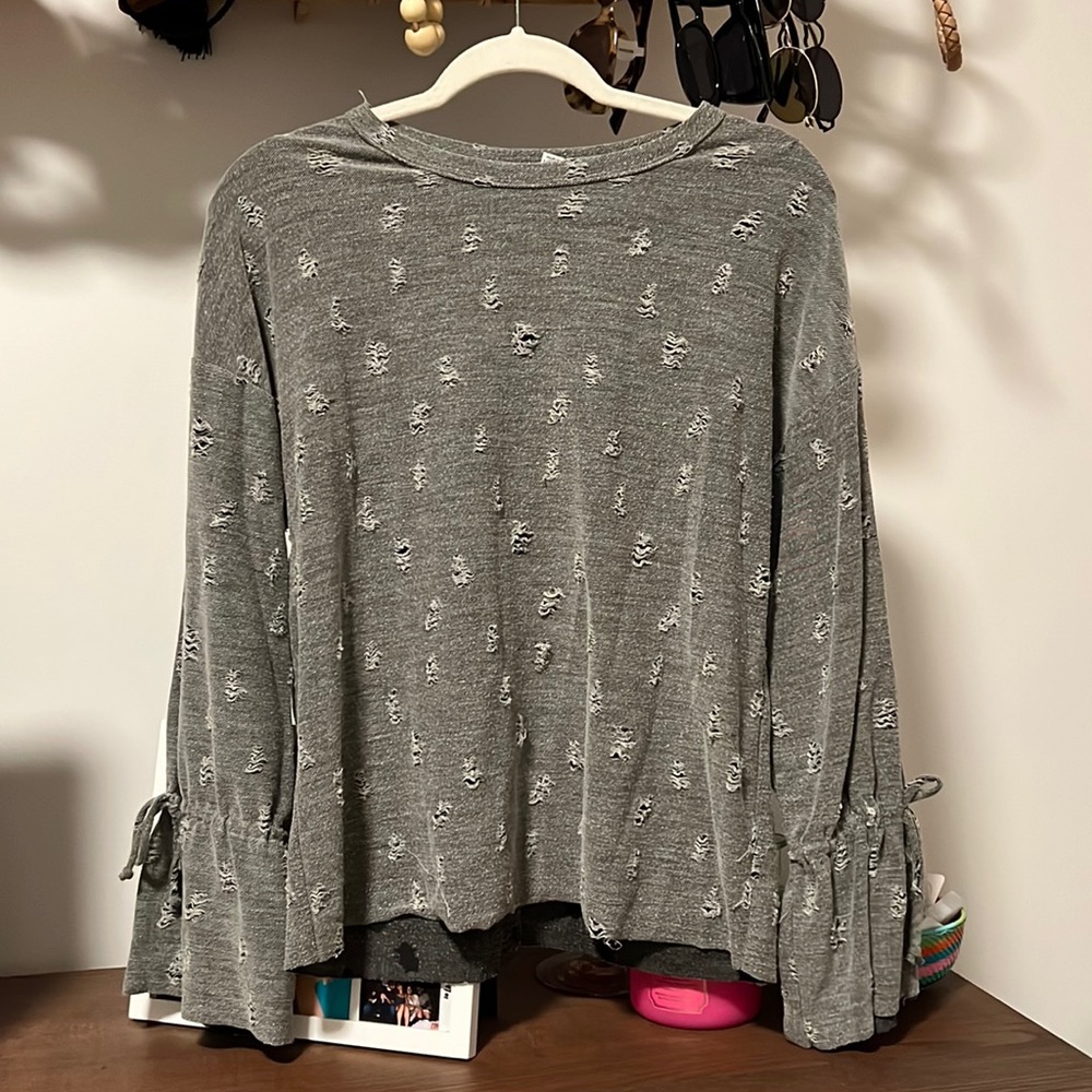 Ripped Detailing Grey Top